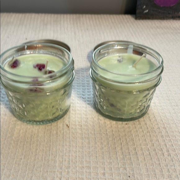 Set of 2 Home made candles using Mason Jars with lids Lemongrass scented 2.5” - Picture 4 of 4
